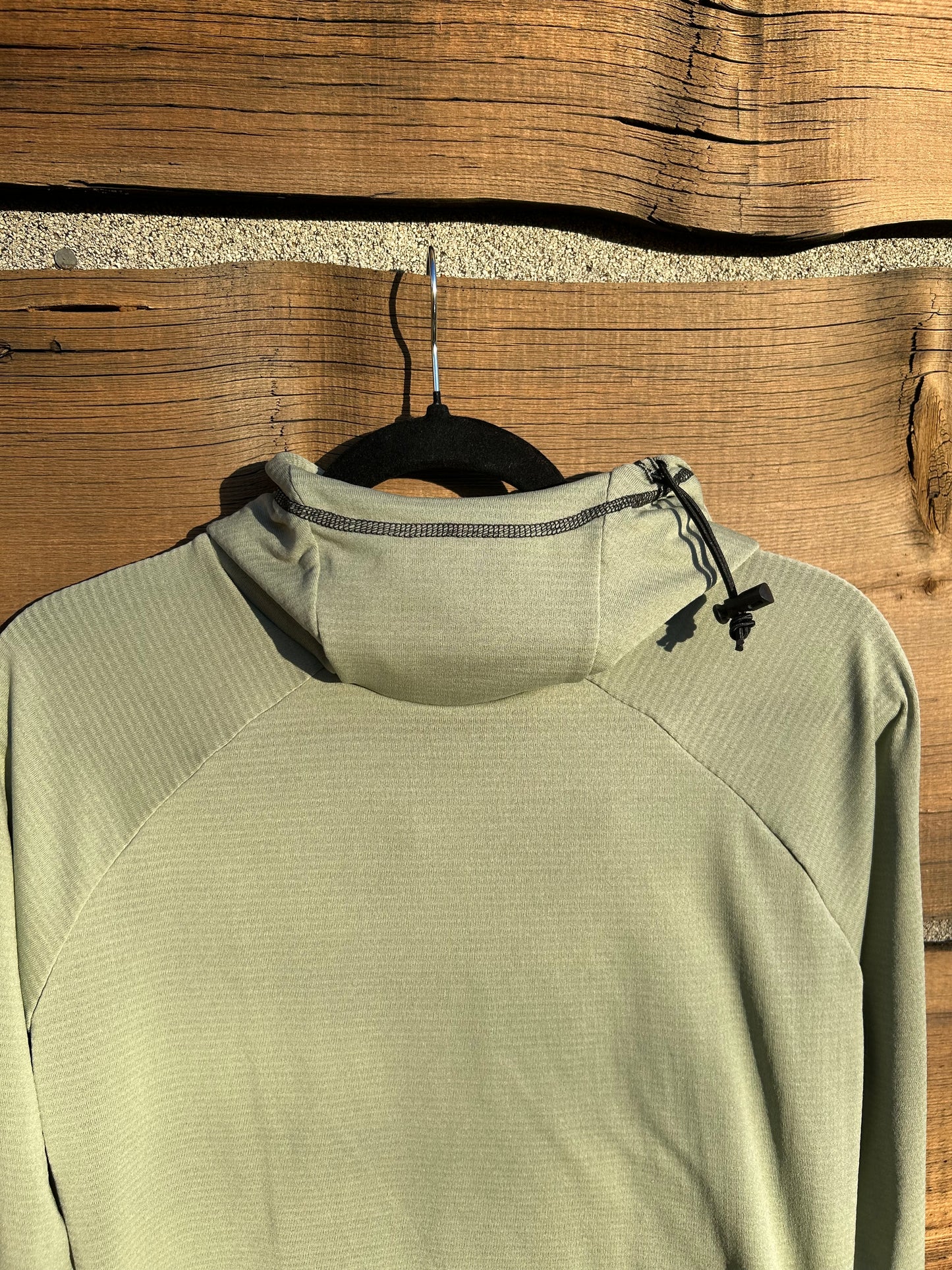 Power Grid™ Lightweight Base Layer Hoodie in Sage