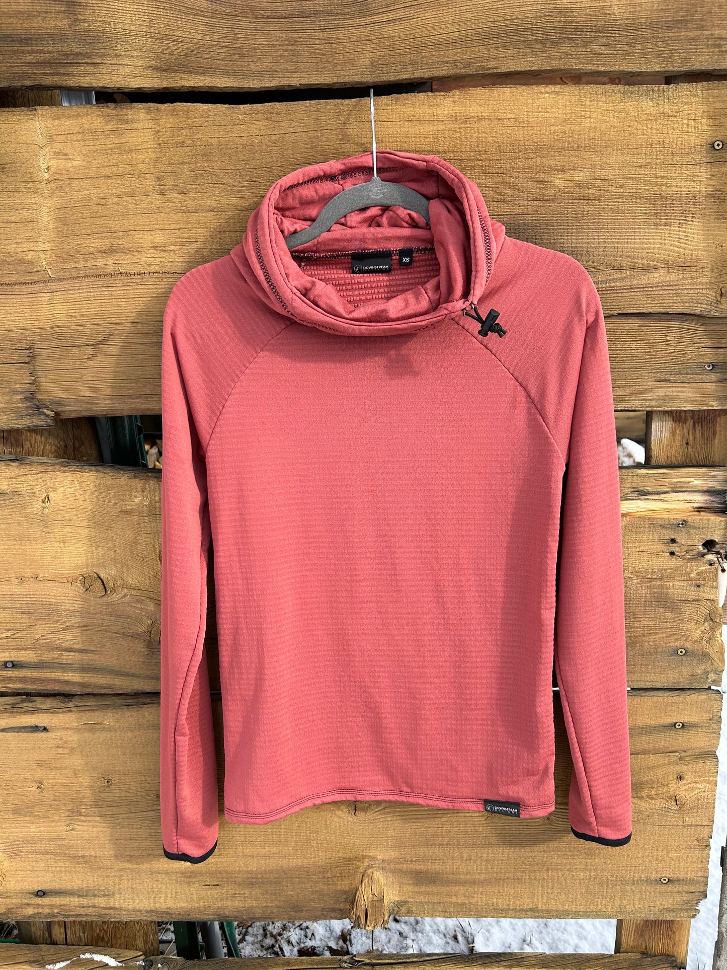 Power Grid™ Lightweight Base Layer Hoodie in Coral