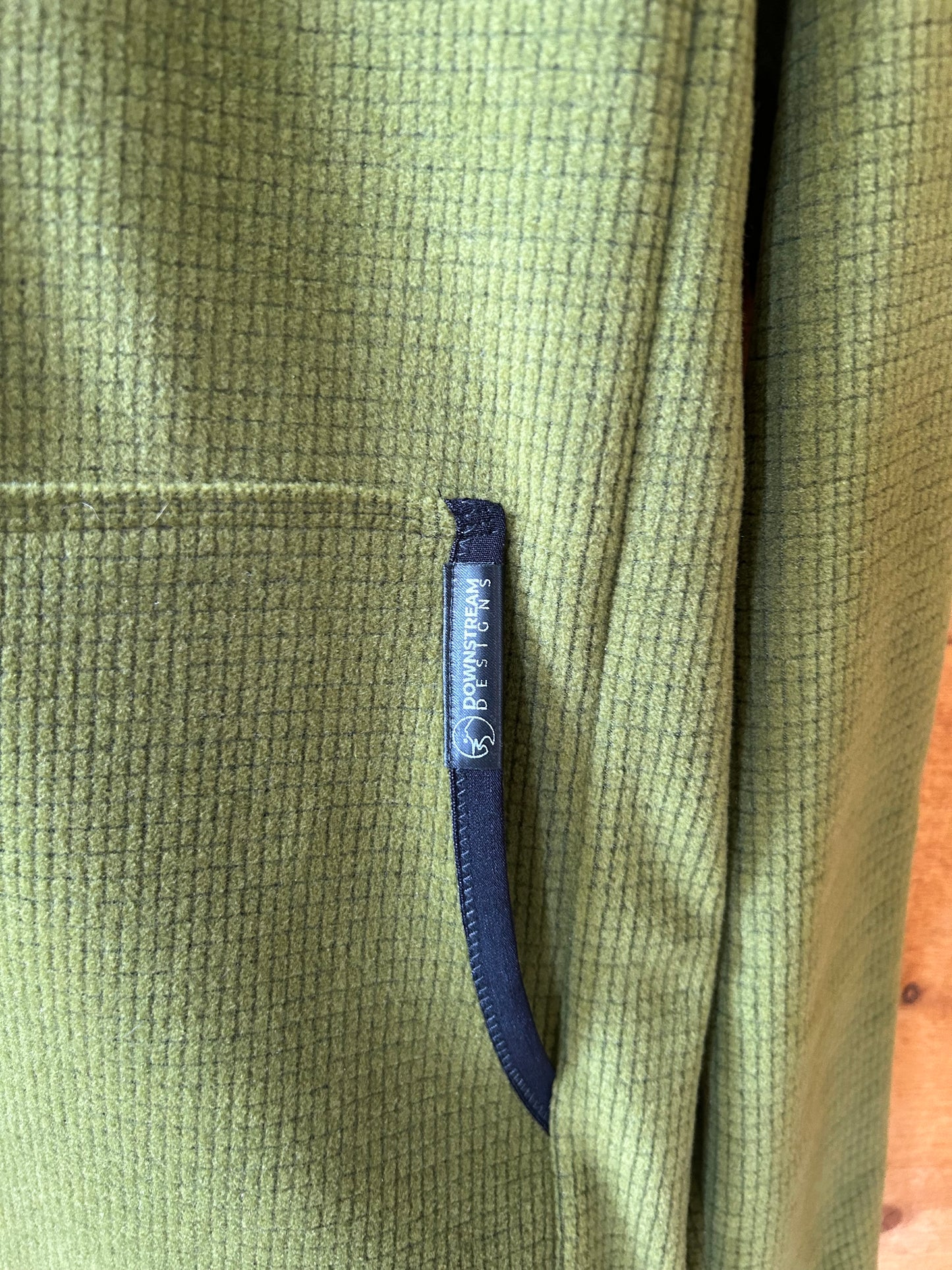 Power Grid™ Kangaroo Pocket Hoodie in Kelp