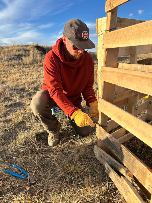 Power Grid™ Kangaroo Pocket Hoodie in Firebrick