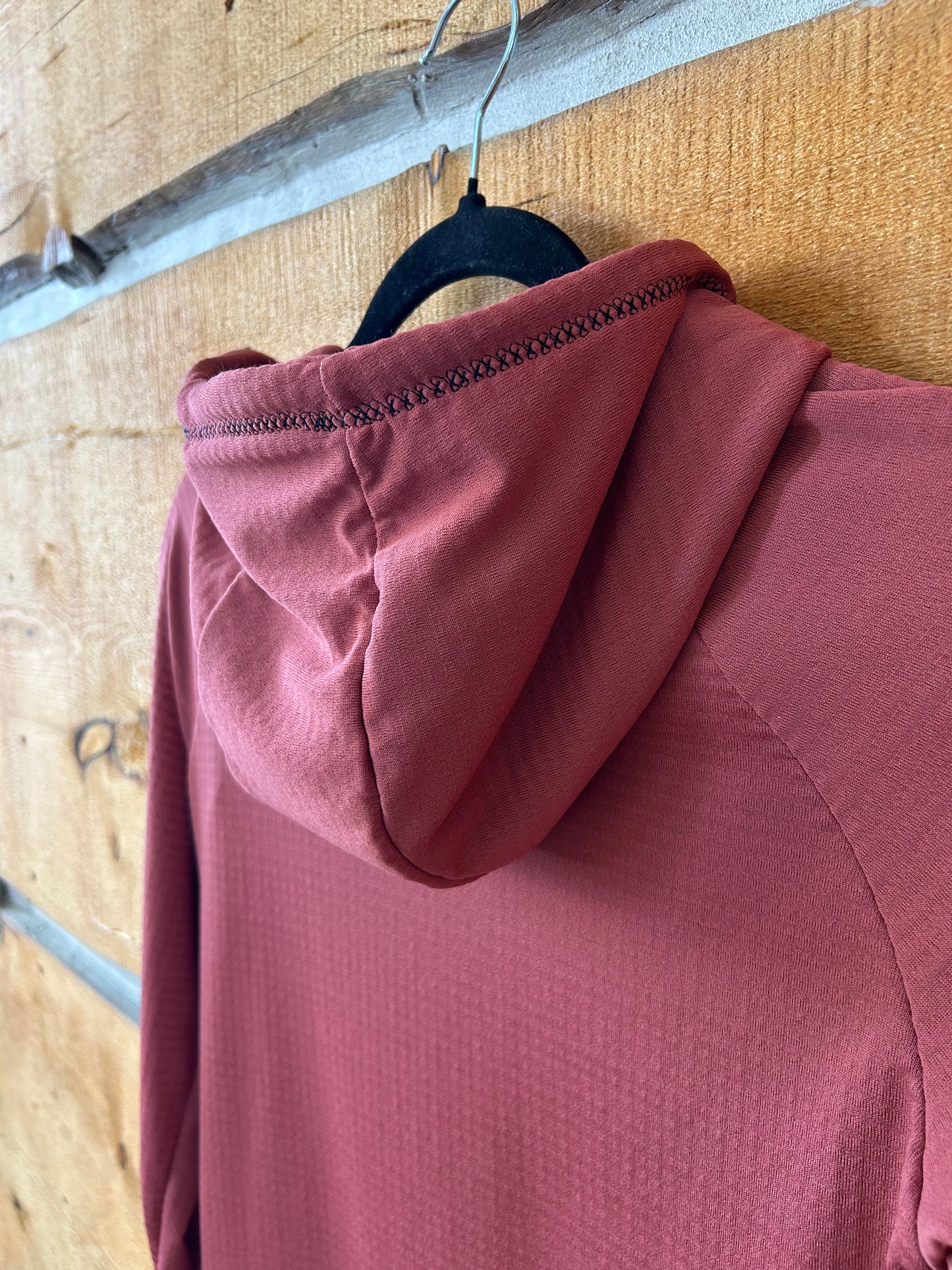 Power Grid™ Lightweight Base Layer Hoodie in Coral