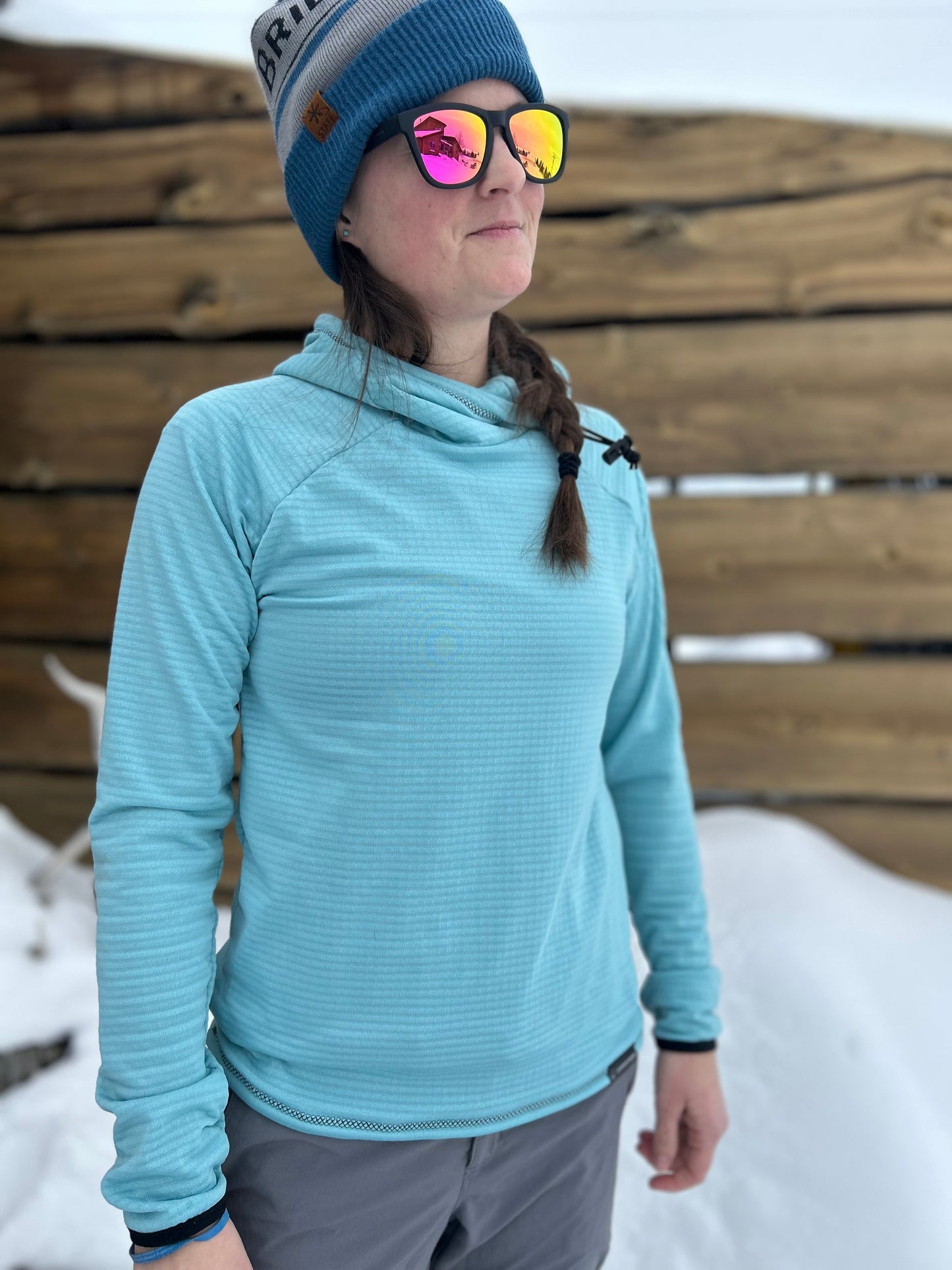 Power Grid™ Lightweight Base Layer Hoodie in Ice Blue