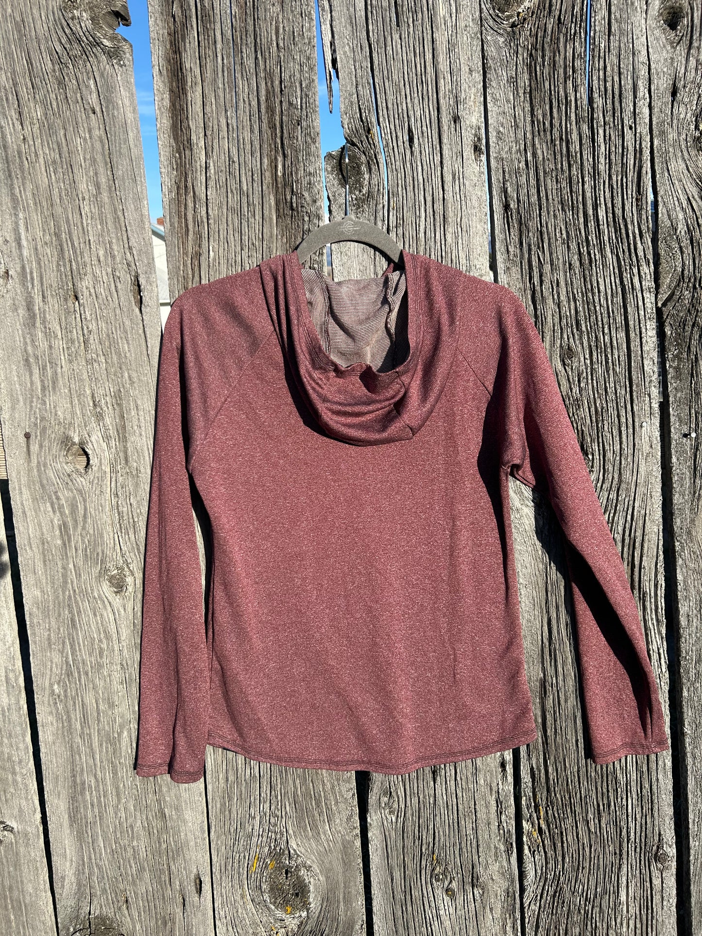 Power Wool™ Shoulder Season Hooded Shirt